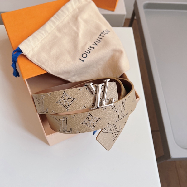 ルイヴィトンベルト素材ディテール